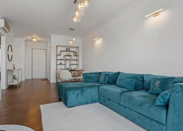 Апартаменти Luxury Living In Floreasca - Amazing Views Бухарест