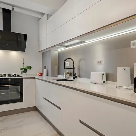 Luxury Living In Floreasca - Amazing Views Daire Bükreş