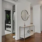 Luxury Living In Floreasca - Amazing Views Bucarest